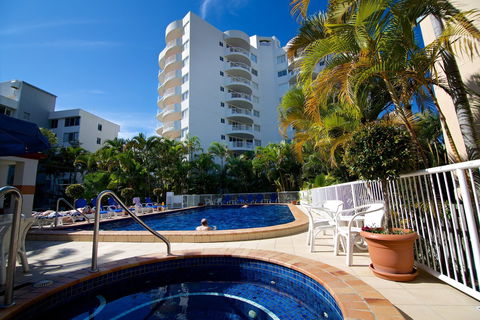 Surf Parade Resort - Hervey Bay Accommodation 2