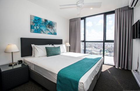 Synergy  Broadbeach - Hervey Bay Accommodation 1