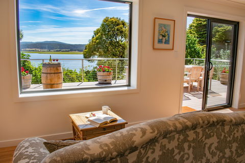 Tamar House - Hervey Bay Accommodation 0