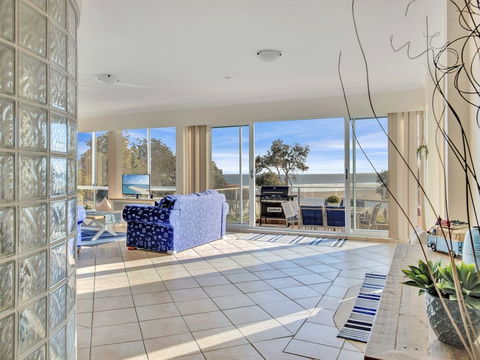 The Rotunda At Gerroa - Hervey Bay Accommodation 2