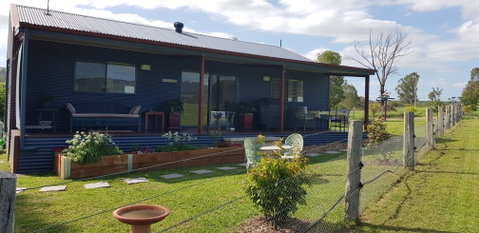 The Wattle Lodge - Hervey Bay Accommodation 0