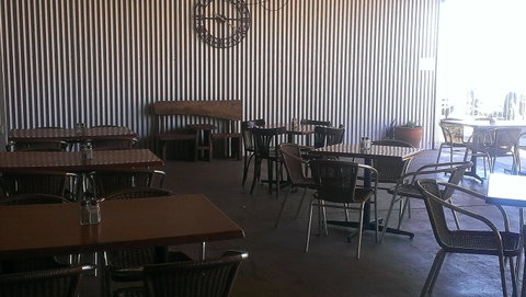 The Port Of Bourke Hotel - Hervey Bay Accommodation 2