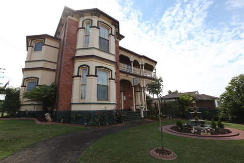 The Grand On Macfie - Hervey Bay Accommodation 1