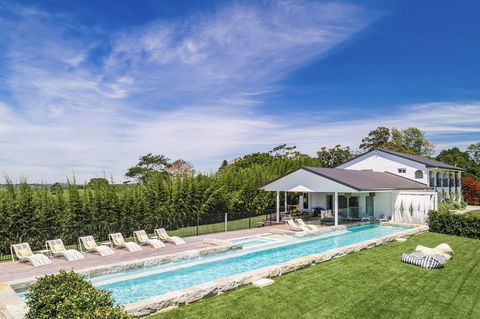 Villa St Helena - Hervey Bay Accommodation 1