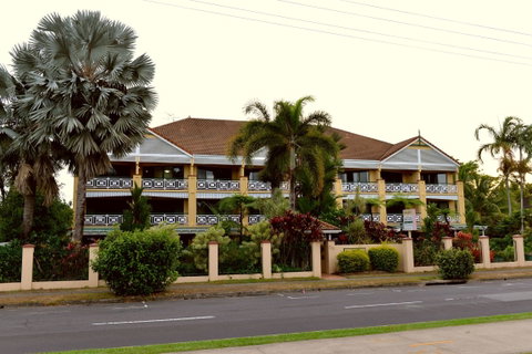 Waterfront Terraces - Hervey Bay Accommodation 0