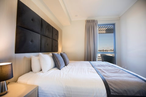 Zappeion Apartments - Hervey Bay Accommodation 0