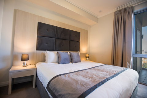 Zappeion Apartments - Hervey Bay Accommodation 1