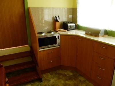 Old School Bed And Breakfast - Tourism Hervey Bay 6