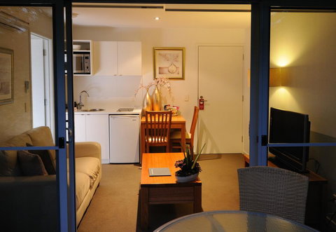 The Victoria Port Fairy - Hervey Bay Accommodation 6