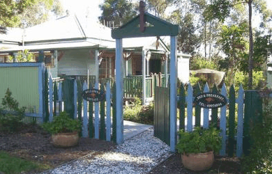 Billabong Cottage Bed And Breakfast - Hervey Bay Accommodation