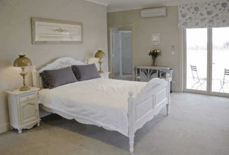 Myan Breezes Guesthouse - Tourism Hervey Bay
