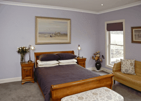 Myan Breezes Guesthouse - Hervey Bay Accommodation 2