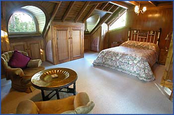 A Camelot Tower And Penthouse - Tourism Hervey Bay 0