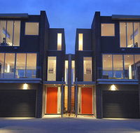 Aqua Ocean Villas - Hervey Bay Accommodation