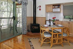 Eagle Hammer Cottages - Hervey Bay Accommodation 5