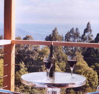 Lyrebird Cottages - Hervey Bay Accommodation