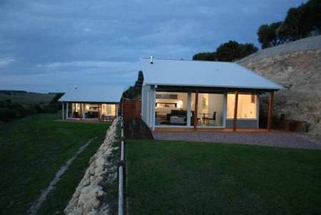 Anchors Port Campbell - Hervey Bay Accommodation 5