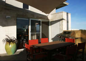 Hearns Beachside Villas - Hervey Bay Accommodation 3