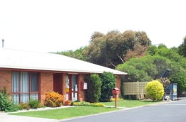 Pakenham Caravan Park - Hervey Bay Accommodation 0
