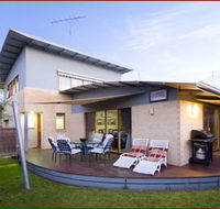 King Tide Townhouse - Hervey Bay Accommodation