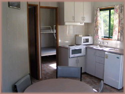 Leongatha Apex Caravan Park - Hervey Bay Accommodation 1