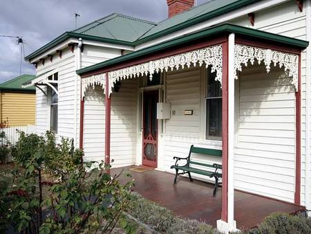 Isabella At Kyneton - Hervey Bay Accommodation 0