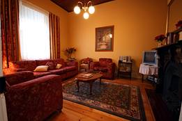 Isabella At Kyneton - Hervey Bay Accommodation 1