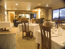 Trackers Mountain Lodge - Hervey Bay Accommodation 3