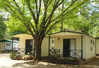 Bright Accommodation Park - Hervey Bay Accommodation 0