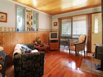 Hill N Dale Farm Cottages - Hervey Bay Accommodation 5