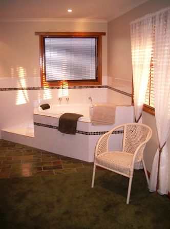 Heatherington Cottage - Tourism Hervey Bay 1