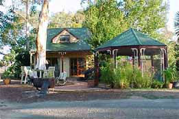 Yarrowee Cottage - Hervey Bay Accommodation 0