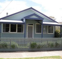 Cliffs Cottage - Hervey Bay Accommodation
