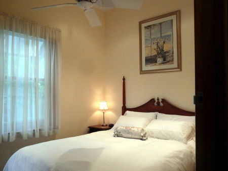 Trafalgar Cottage - Hervey Bay Accommodation 1