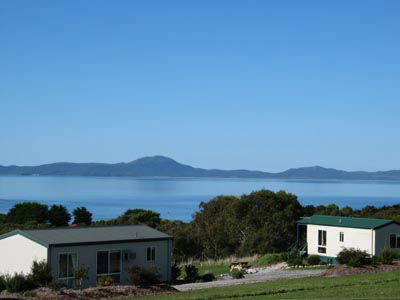 Tidal Dreaming Seaview Cottages - Hervey Bay Accommodation 0