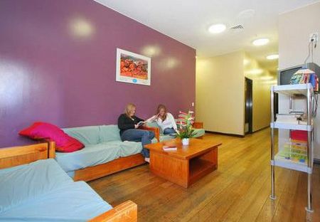 Melbourne City Backpackers - Hervey Bay Accommodation 2
