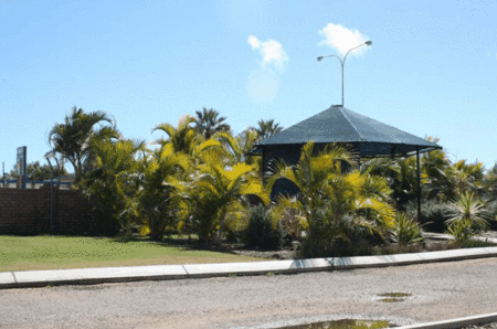 Carnarvon Central Apartments - Hervey Bay Accommodation 1
