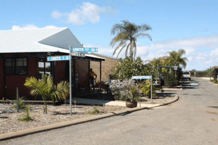 Carnarvon Central Apartments - Hervey Bay Accommodation 3