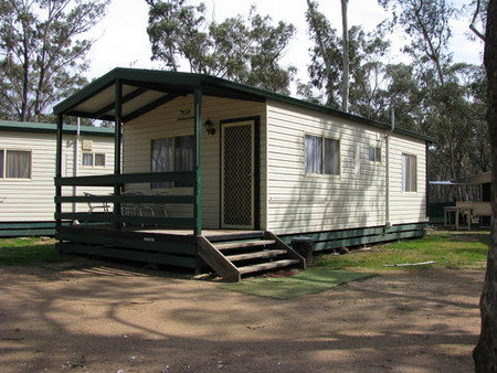 Laanecoorie Lakeside Park - Hervey Bay Accommodation 1