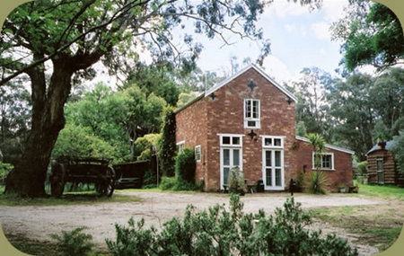 Claremont Coach House - Tourism Hervey Bay 0