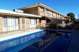 Allambi Holiday Apartments - Tourism Hervey Bay 0