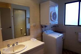 Allambi Holiday Apartments - Tourism Hervey Bay 4