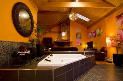 Linden Gardens Rainforest Retreat - Hervey Bay Accommodation 5