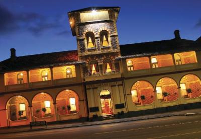 Vue Grand Hotel - Hervey Bay Accommodation 0