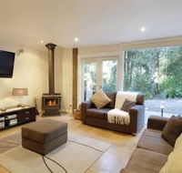 Arnica Views Luxury Retreat - Hervey Bay Accommodation