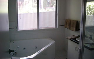 Glengarriff Town Houses - Hervey Bay Accommodation 5
