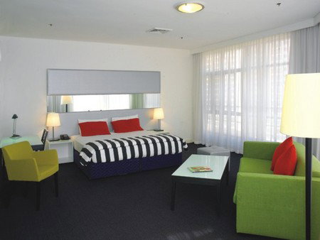 Vibe Hotel Sydney - Hervey Bay Accommodation 4
