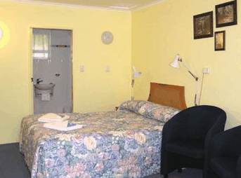 Tall Trees Motel - Hervey Bay Accommodation 1