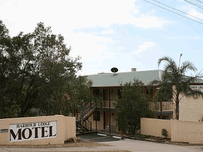 Harbour Lodge Motel - Hervey Bay Accommodation 2