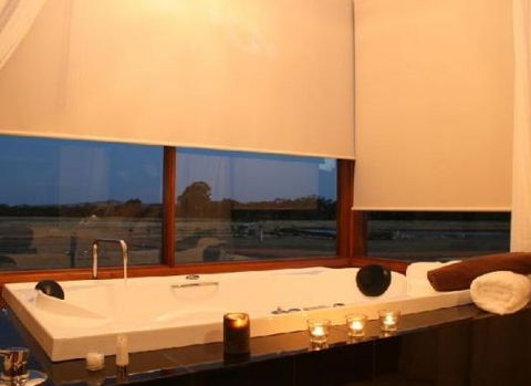 Aurora Cottages - Hervey Bay Accommodation 1